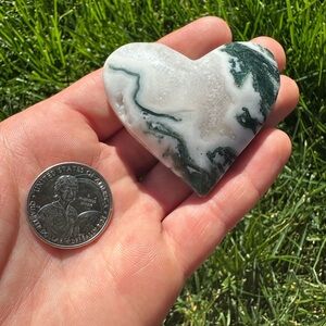 Heart-Shaped Green and White Moss Agate Stone